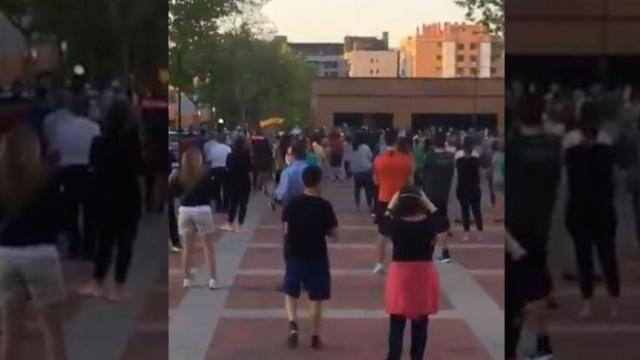 Concentración de apoyo a la Guardia Civil tras el cese de Pérez de los Cobos / TWITTER