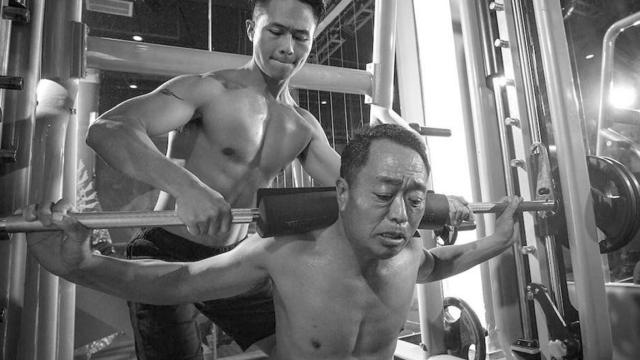 Jesse y su padre en el gimnasio / XYJESSE - INSTAGRAM