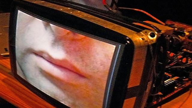 El proyecto IP Poetry, de Gustavo Romano, sobre máquinas y poesía IPPOETRY