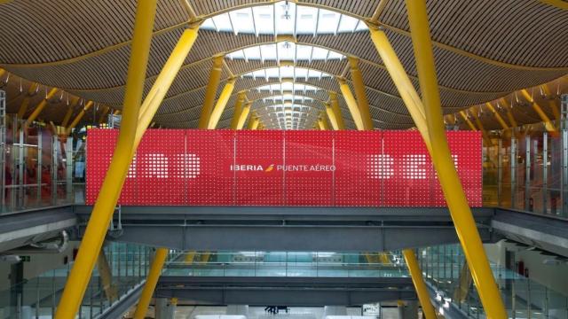 Puente aéreo de Iberia / IBERIA