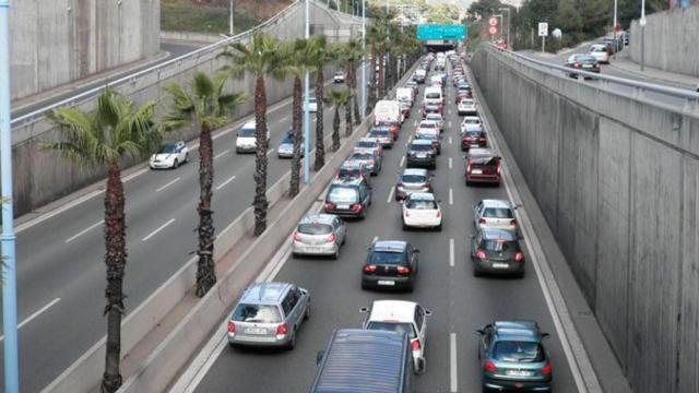 Retención en la Ronda de Dalt de Barcelona / CG