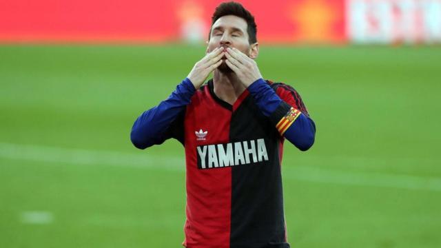 Messi, en su homenaje a Maradona tras marcar contra el Osasuna / FC Barcelona