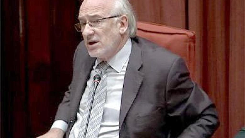 El expresidente de Caixa Girona Arcadi Calzada durante su comparecencia en el Parlament