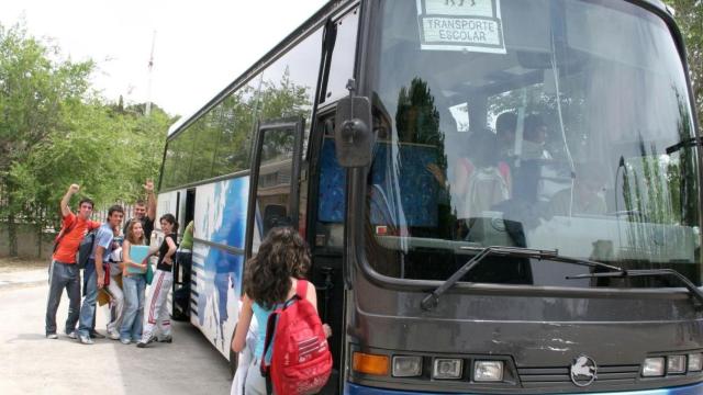 Un autobús utilizado como transporte escolar / EP