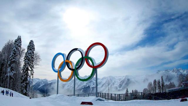 Los anillos olímpicos en un espacio nevado, en una imagen de archivo. Pirineo / PIXABAY