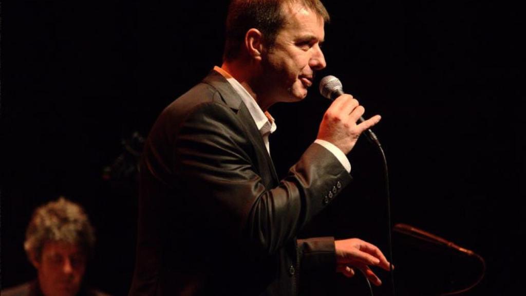 Cris Juanico interpreta villancicos tradicionales como canciones de jazz