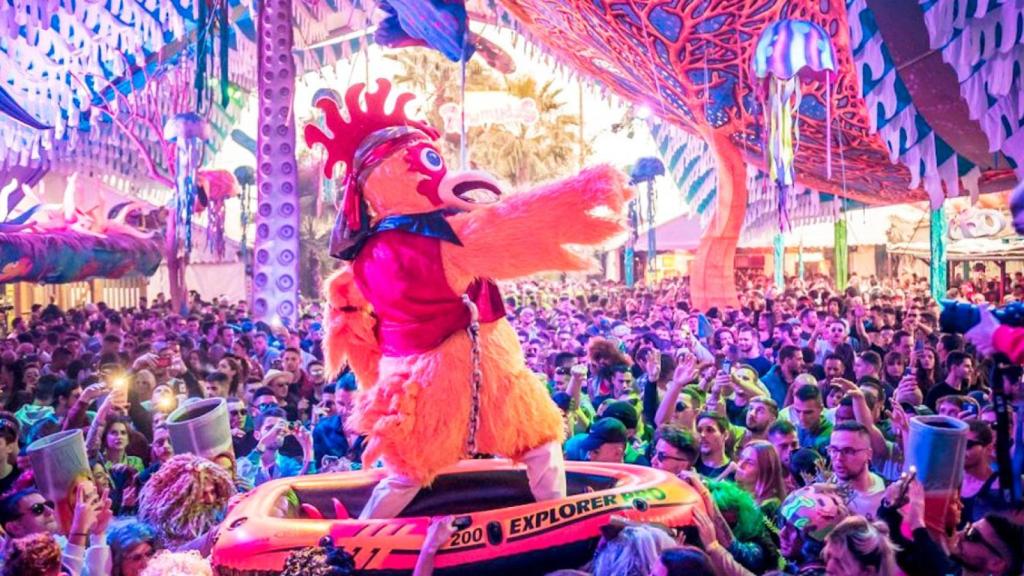 Una fiesta de Elrow, la multinacional del ocio con sede en Viladecans