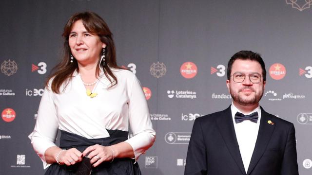 La presidenta de Junts, Laura Borràs, y el presidente de la Generalitat, Pere Aragonès, juntos en los Gaudí de 2022 / EUROPA PRESS