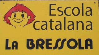Cartel de una de las escuelas de La Bressola en Francia / JORDI GILI -  CC-BY-SA-4.0 (WIKIMEDIA COMMONS)