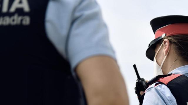 Mossos d'Esquadra, como el que recuperó el maletín con las joyas / MOSSOS