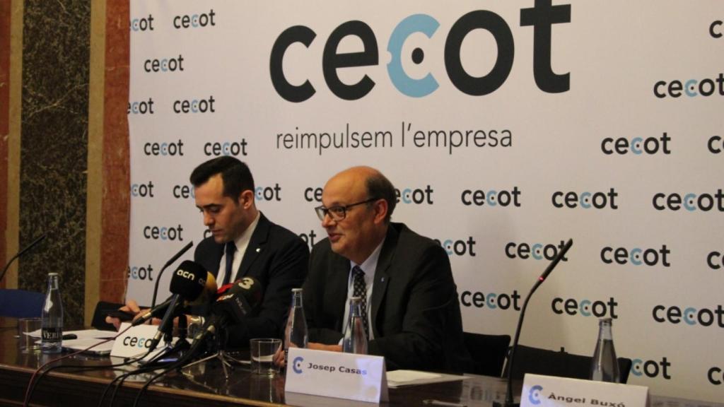 El secretario general de Cecot, Oriol Alba (izq.), y el presidente de la patronal vallesana, Xavier Panés (der.)