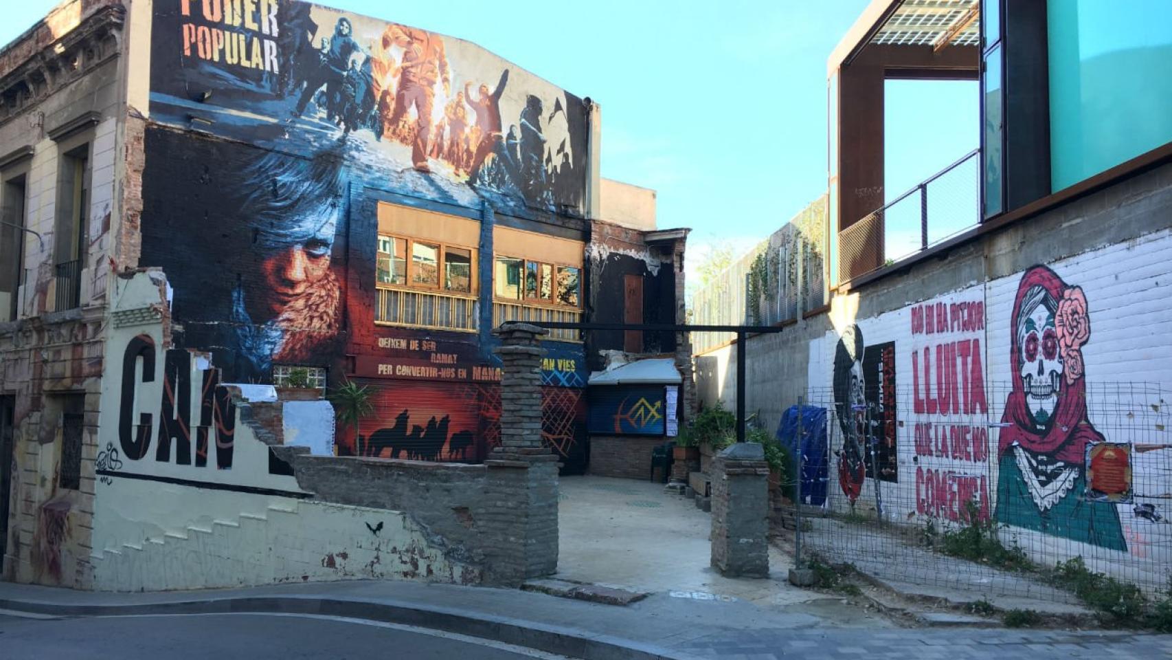 Exterior del centro social Can Vies / M. S.