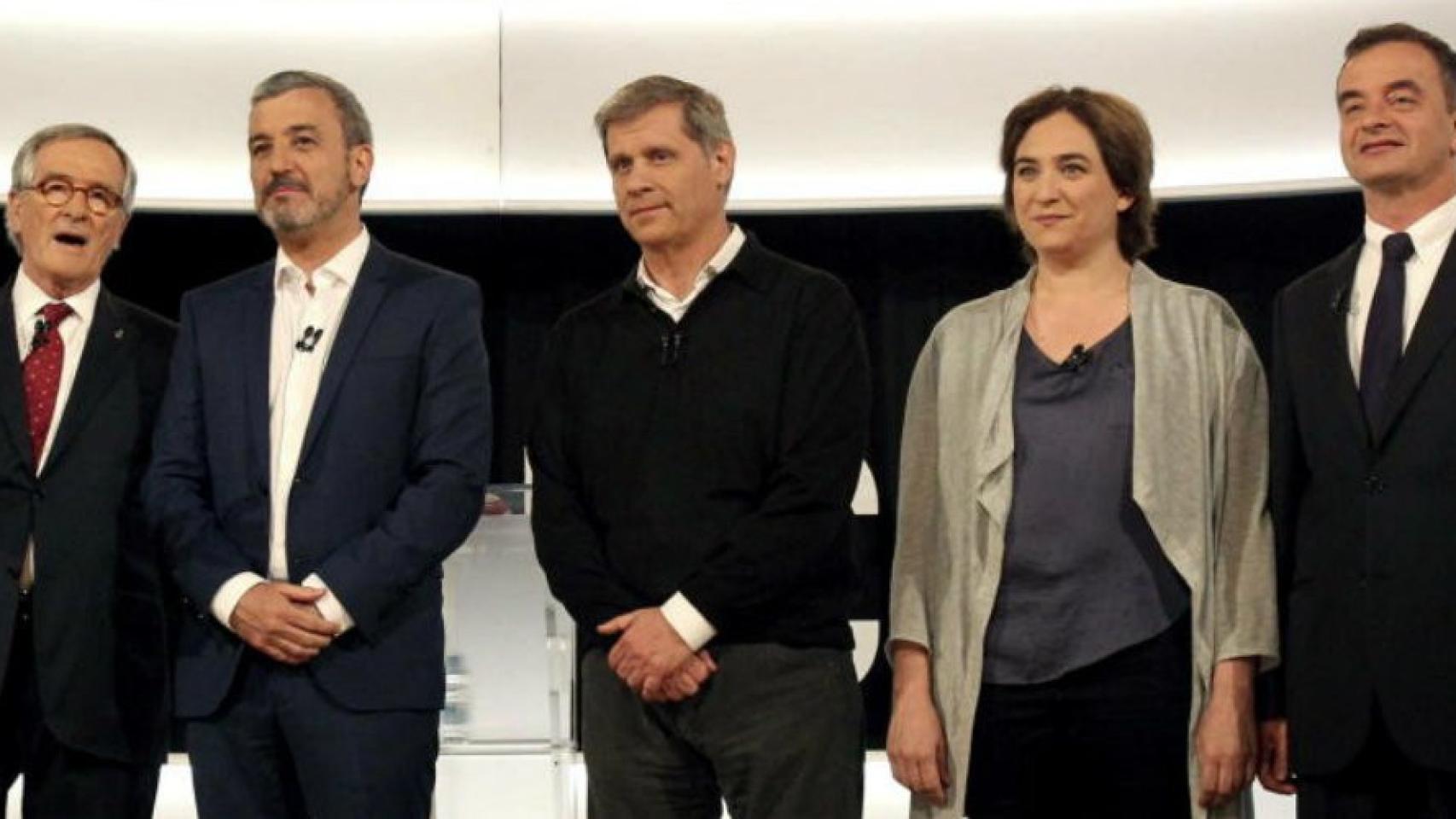 Alberto Fernández, junto a Ada Colau / EFE