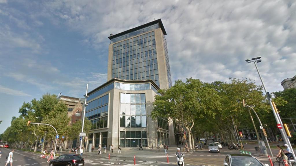 En el primer edificio se ubicará la Casa Seat y en el de detrás, el más alto, las viviendas de superlujo / METRÓPOLI ABIERTA