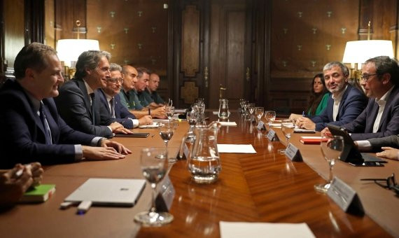 De la Serna en su encuentro de este lunes con Rull y Collboni / Toni Albir- EFE