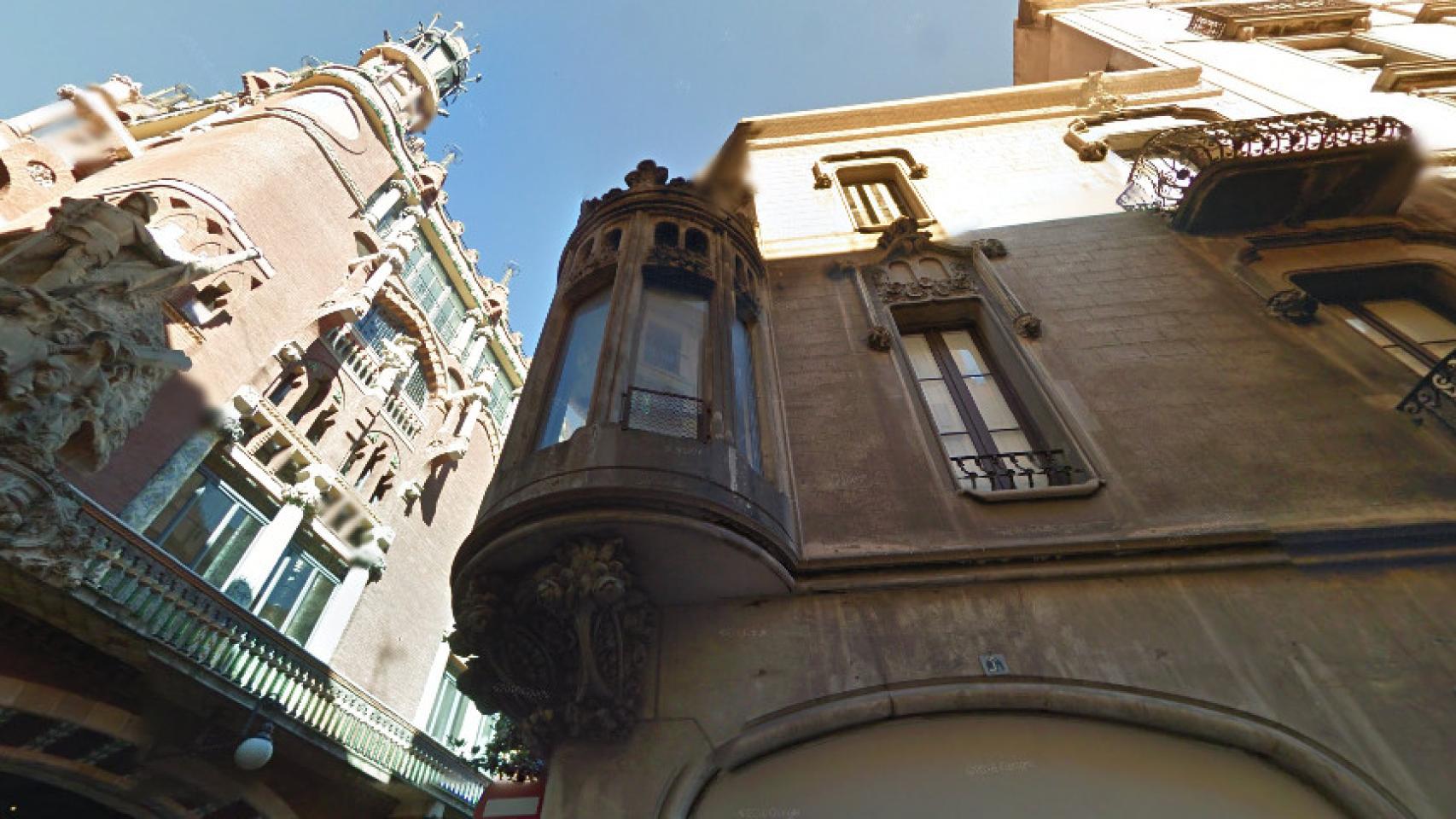 Fachada del hotel del Palau / Google Street View