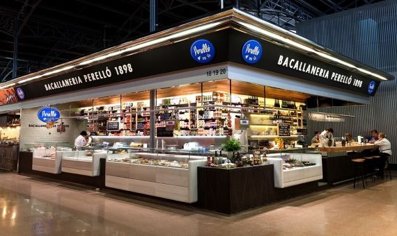 Perelló Bacallaners, en el mercado del Ninot (Calle de Mallorca, 133)