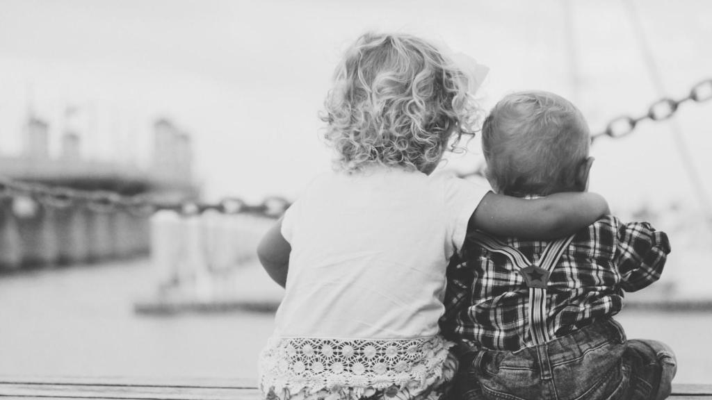 Dos niños recién nacidos en Ecuador / PIXABAY