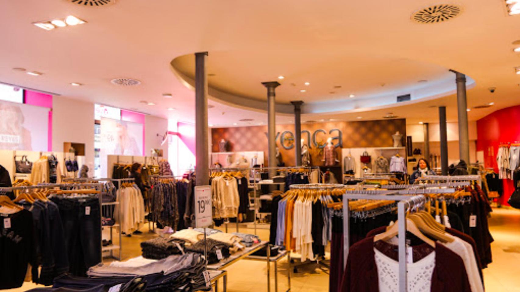 Cierra la tienda de Venca en Barcelona / Google Maps