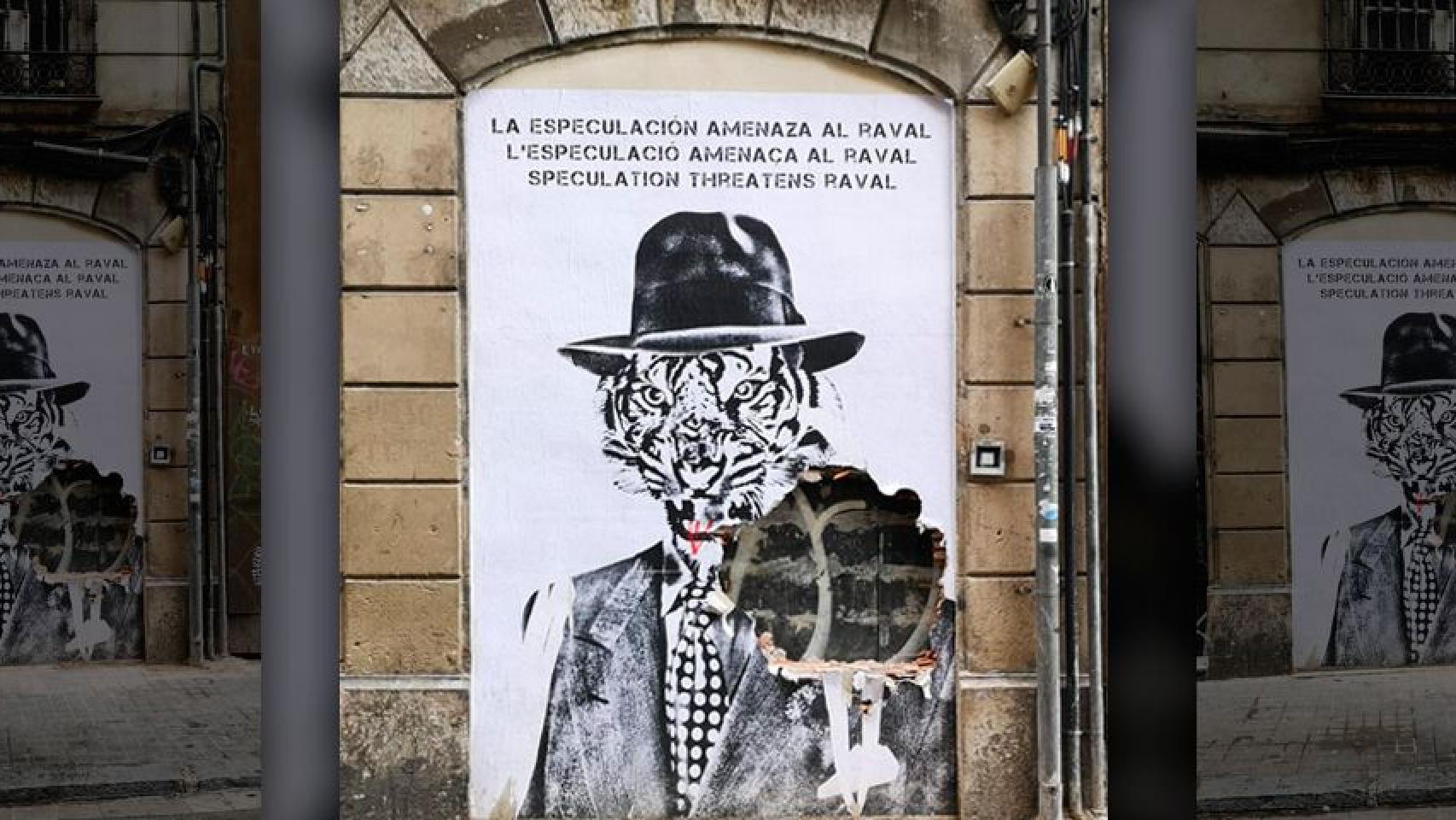 El agujero que han dejado los traficantes en la calle Hospital 114 / ACCIÓ RAVAL