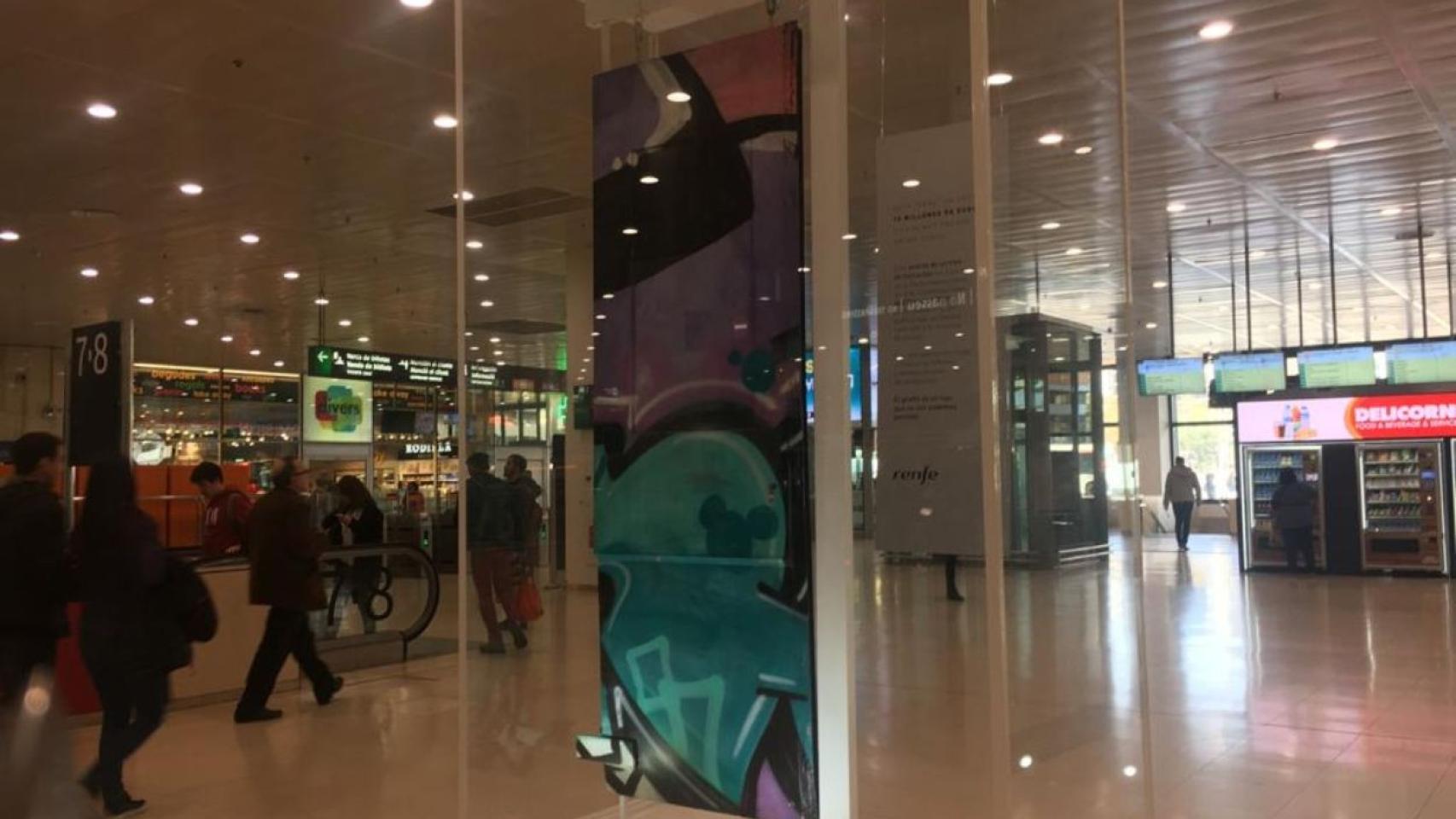 La obra que busca sensibilizar sobre el impacto económico de los graffitis / ALBA LOSADA