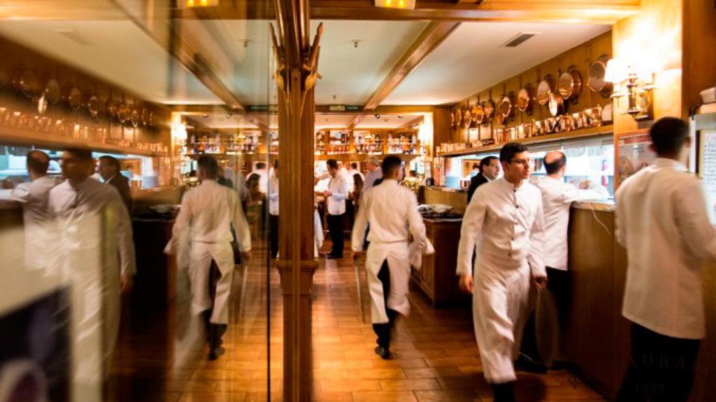 Interior del restaurante barcelonés Botafumeiro