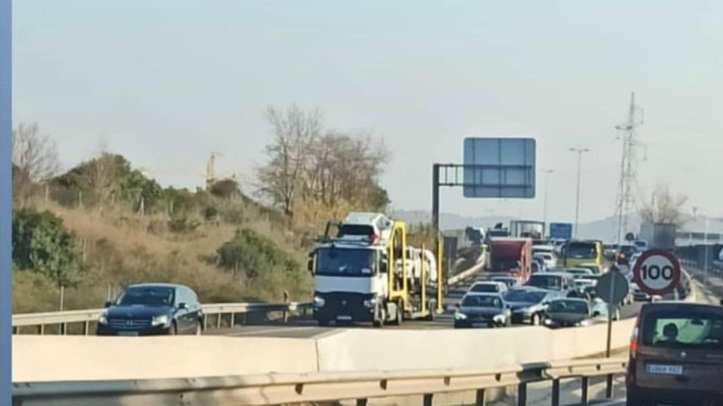 Las dos furgonetas con pasaje escondido en la parte de carga han sido detectadas en la A-2 / ANTI-RADAR CATALUNYA