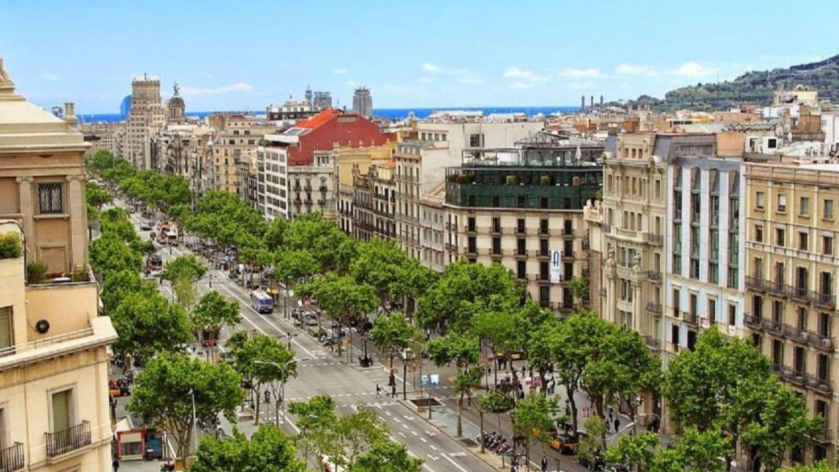 Vista panorámica del paseo de Gràcia de Barcelona / ARCHIVO