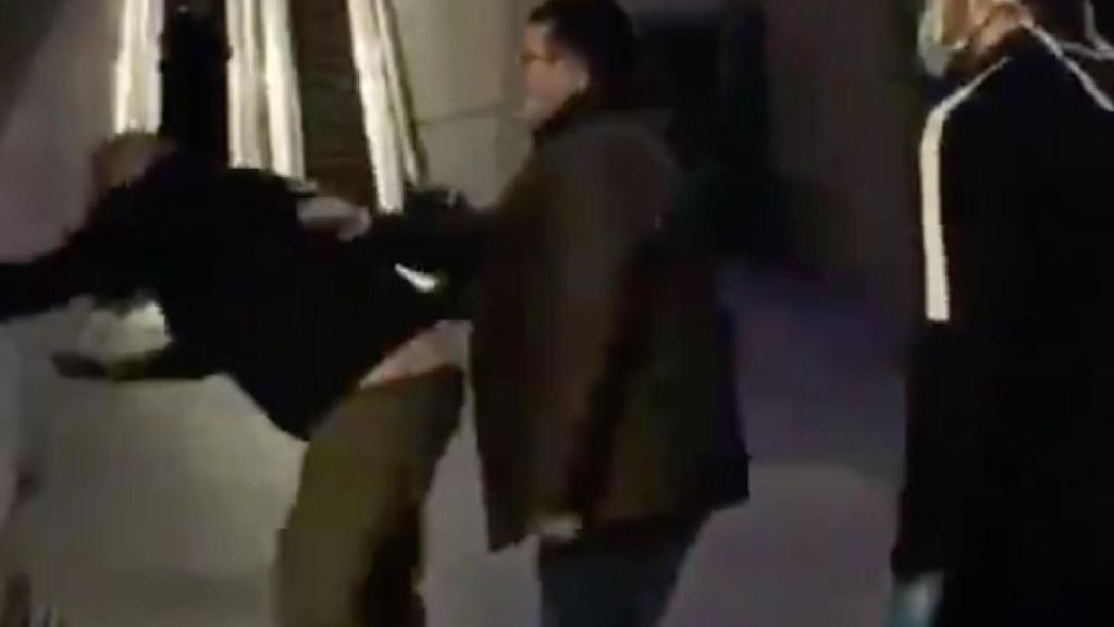 Agresión de los Boixos Nois a Fredy, histórico líder de las Brigadas Blanquiazules / HELPERS