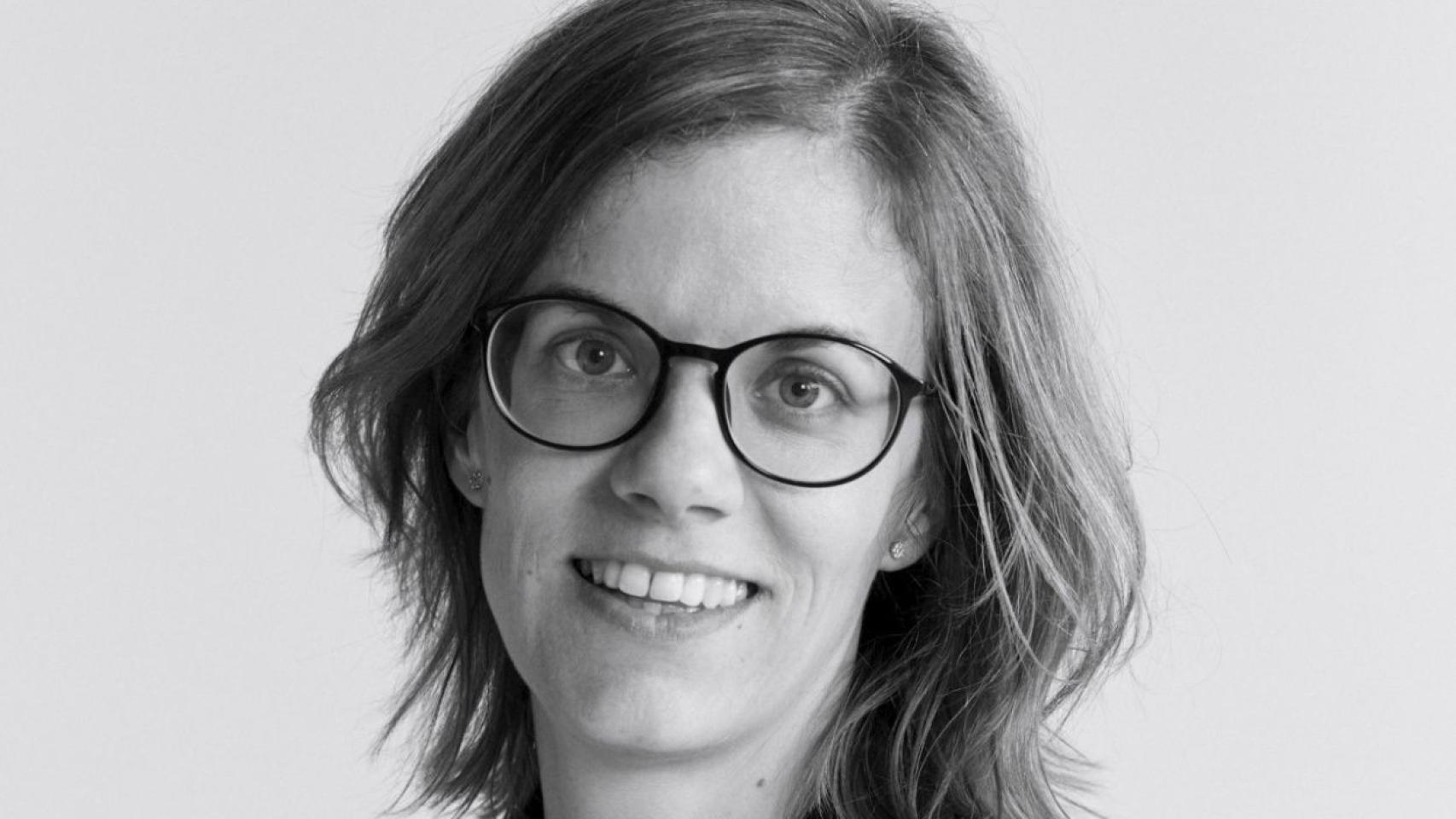 Ha desempeñado cargos en las áreas financiera, de aprovisionamiento de tiendas y de control de gestión