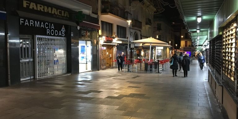 Viandantes en la calle de Occident / RP