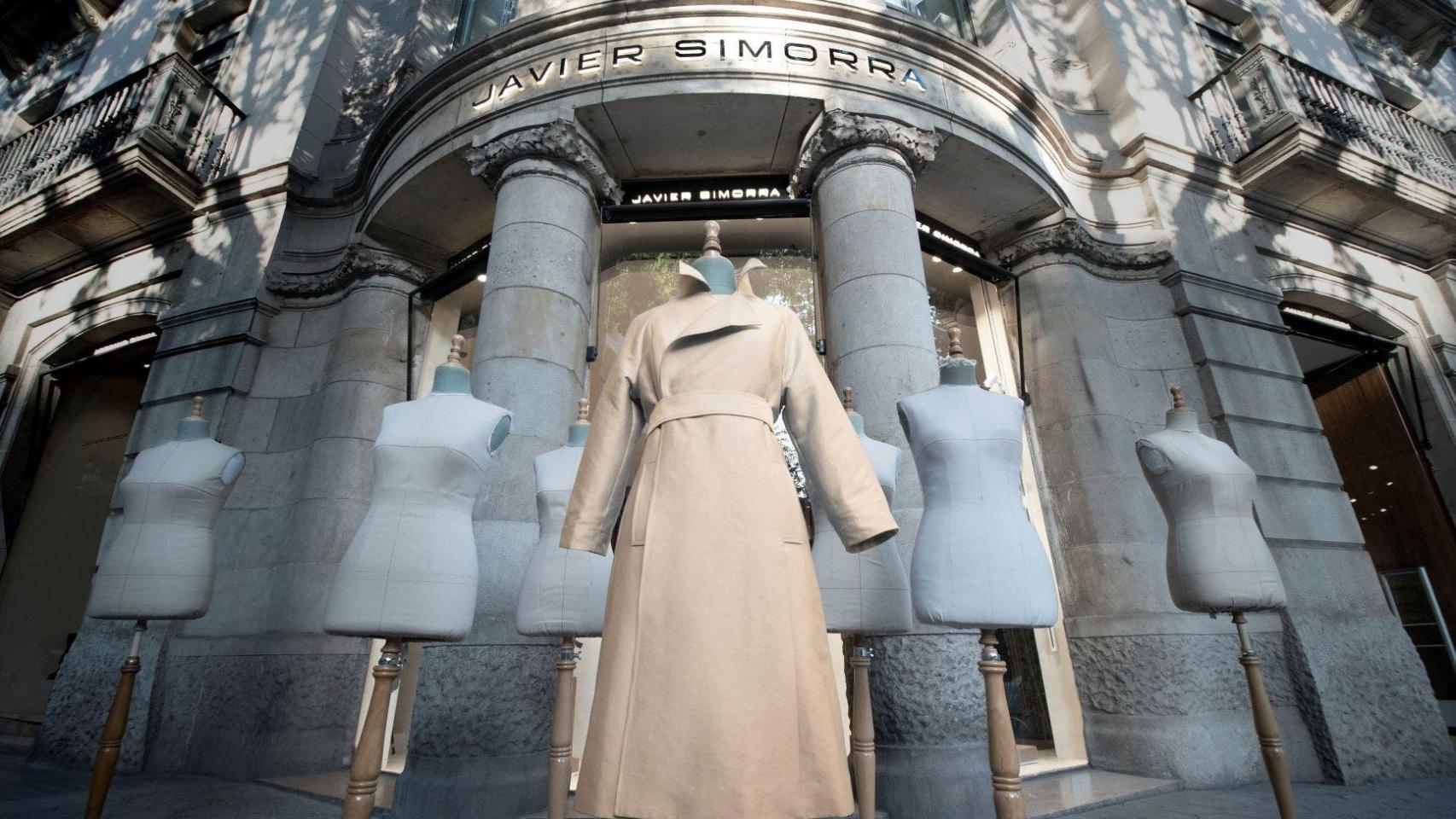 Javier Simorra lanza una línea de tejidos que inactivan el Covid-19