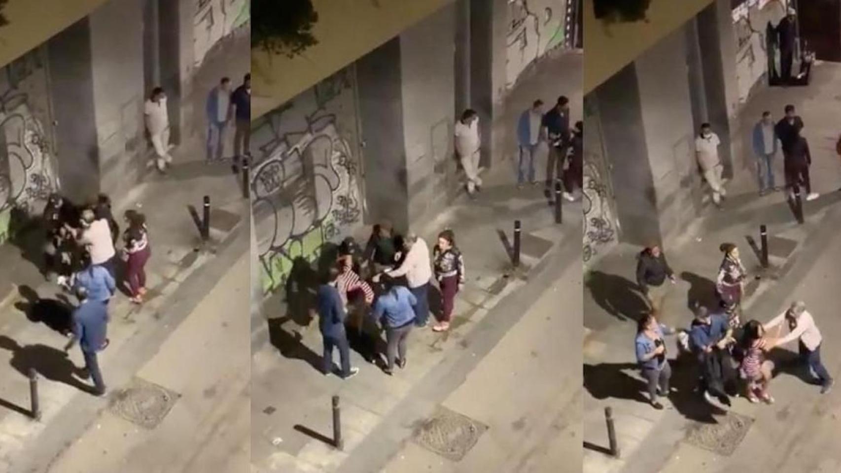 Trifulca en la calle d'en Robador del Raval de Barcelona / ARRAVALERA