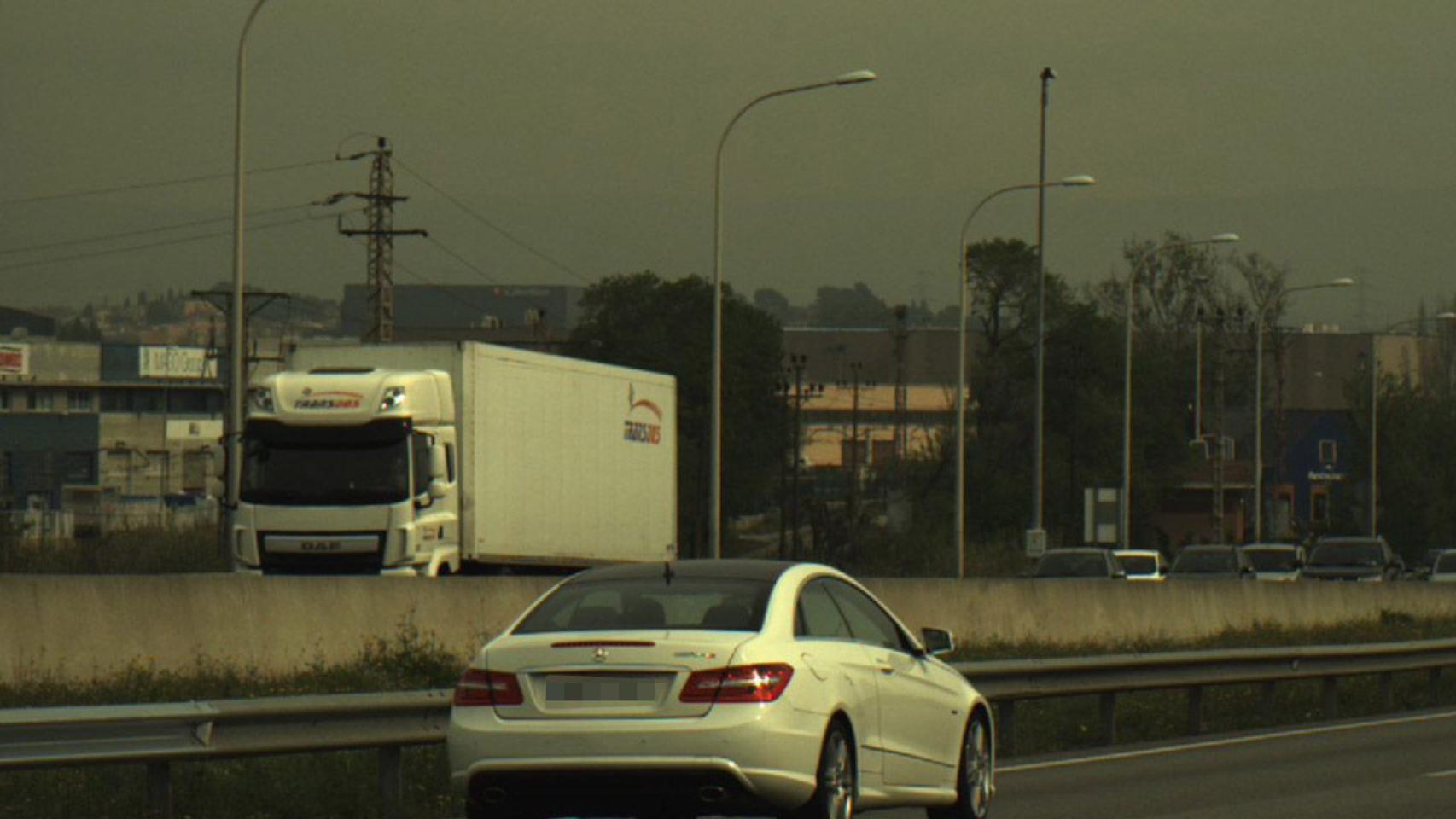 Uno de los coches de alta gama con los que los denunciados usaron un permiso de conducir italiano falso para evitar multas / MOSSOS D'ESQUADRA