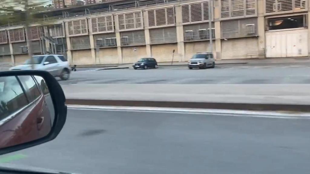 Un empleado del Vall d'Hebron graba las nuevas zonas verdes de Ada Colau y denuncia que están vacías / TWITTER