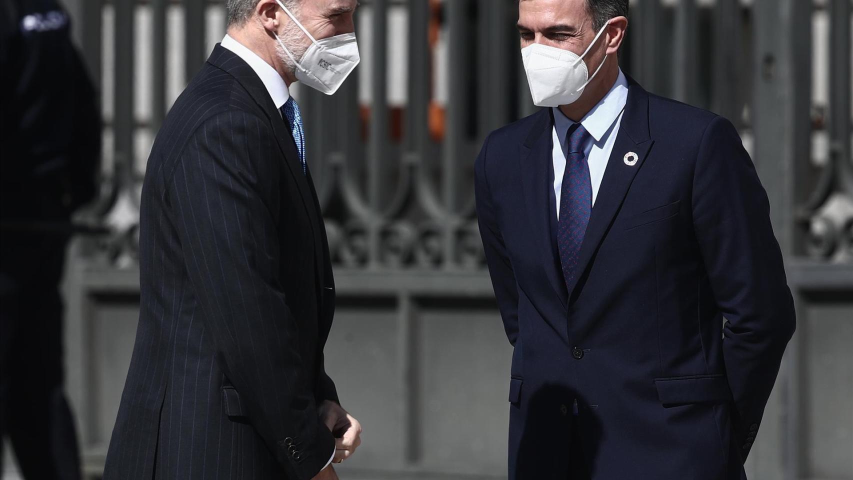 El Rey y el presidente del Gobierno en un acto el 23 de febrero en el Congreso / EUROPA PRESS - Eduardo Parra