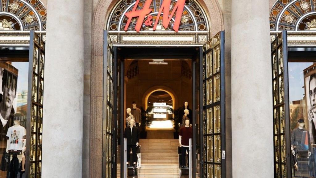 Exterior del comercio de H&M en Paseo de Gràcia / ARCHIVO