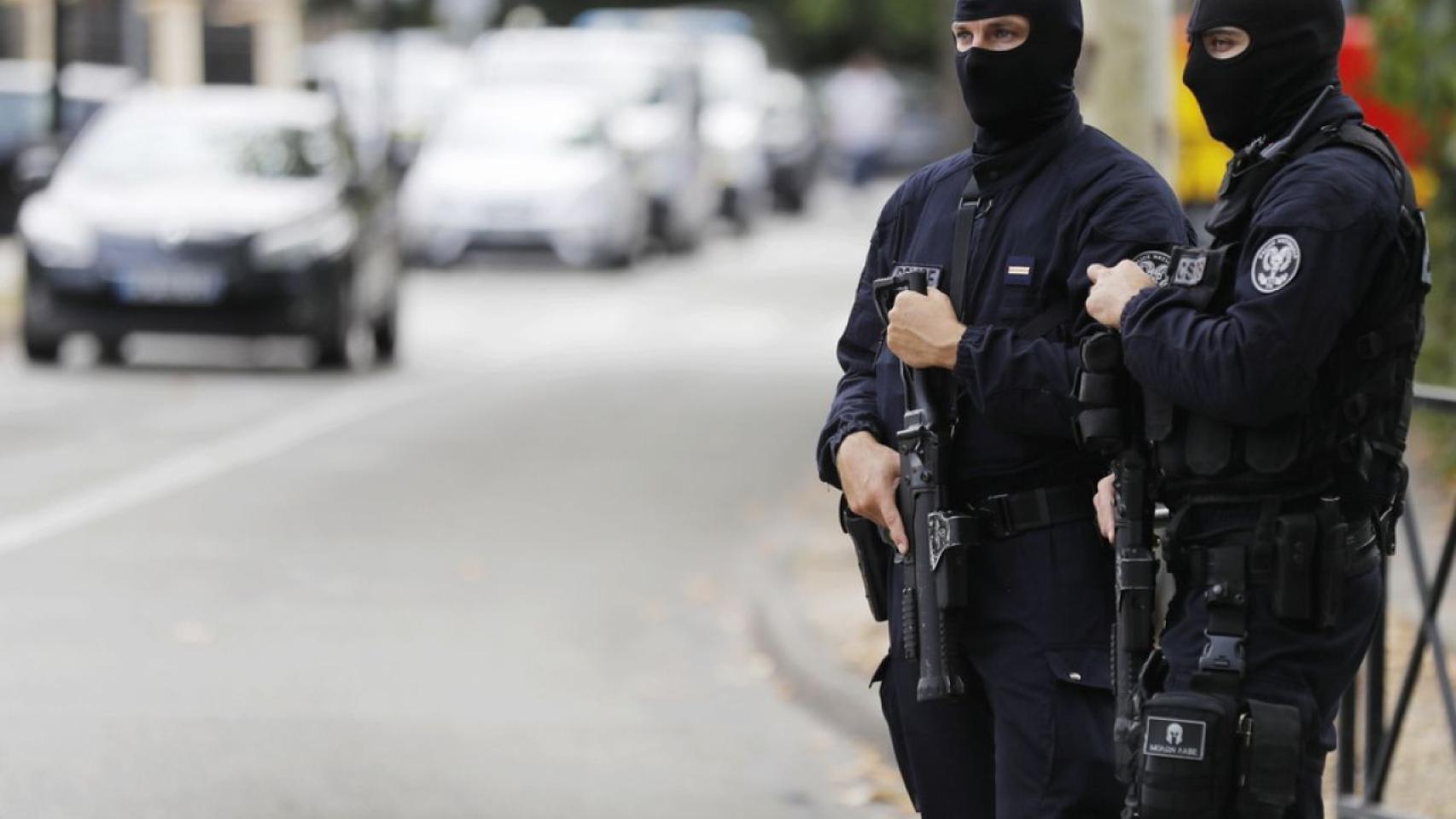 Agentes de la policía francesa en una imagen de archivo / EFE