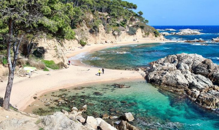 Una playa de la Costa Brava en una imagen de archivo