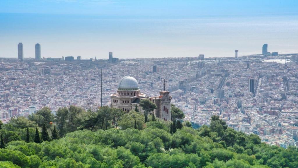 Vista panorámica de Barcelona, con el cielo despejado / AYUNTAMIENTO DE BARCELONA