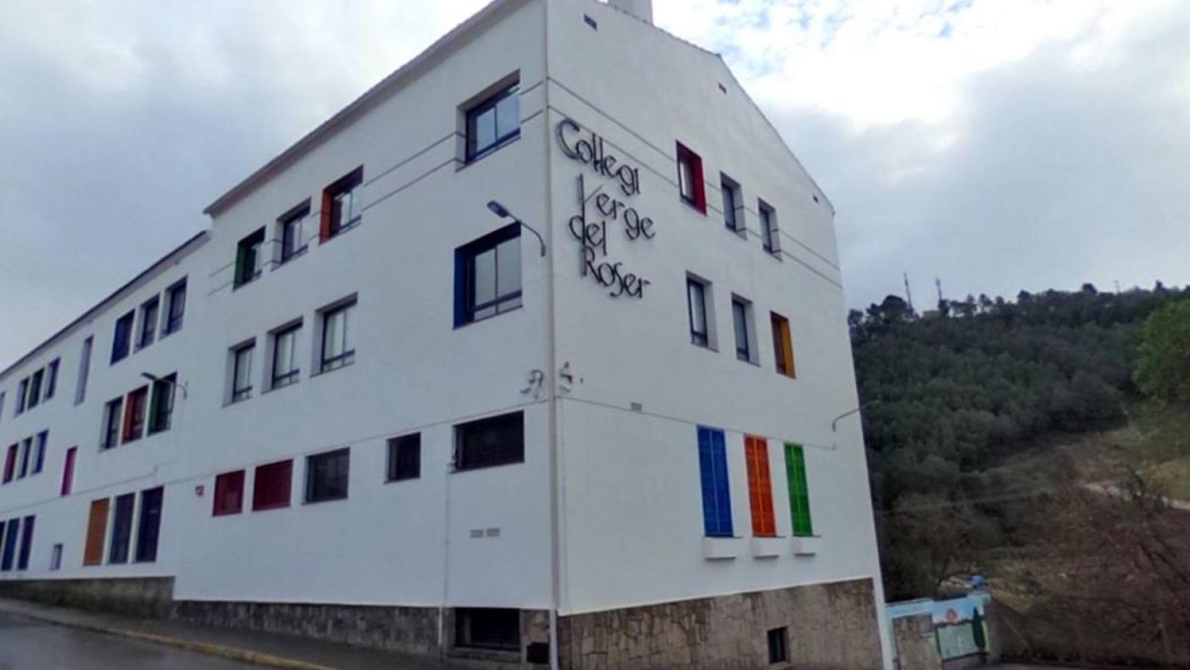 El colegio Dominicas de Vallirana –antes Verge del Roser– , donde se ha producido la presunta agresión