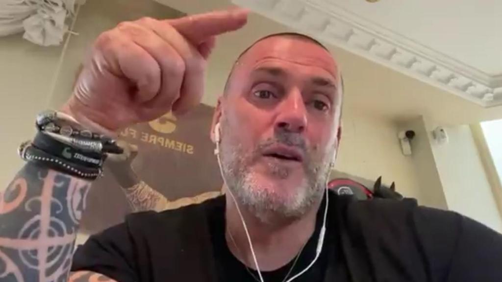 Dani Esteve, de Desokupa, en uno de sus vídeos virales