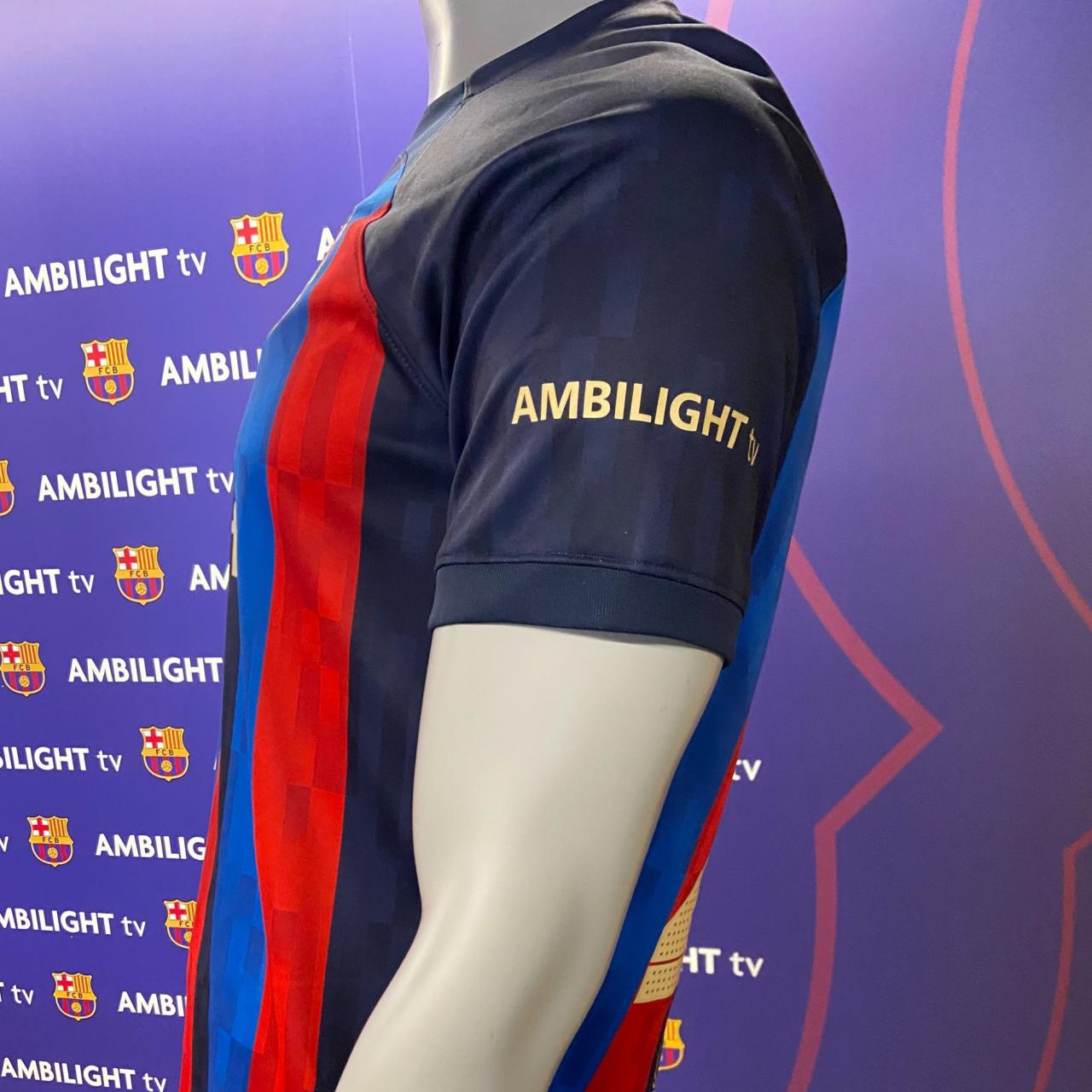El logo d'Ambilight a la samarreta del Barça