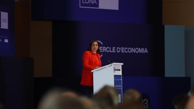 La líder de los comunes , Ada Colau, da el saludo de bienvenida en las jornadas del Círculo de Economía / CG