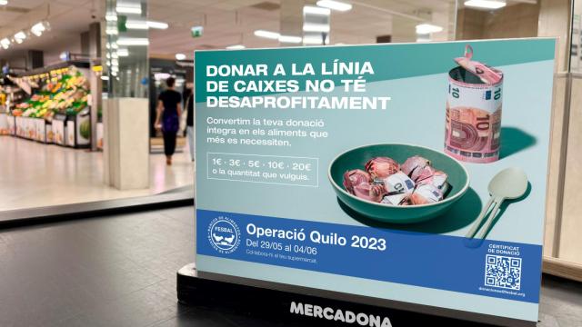 Cartel de la operación 'Quilo' en una de las tiendas de Mercadona