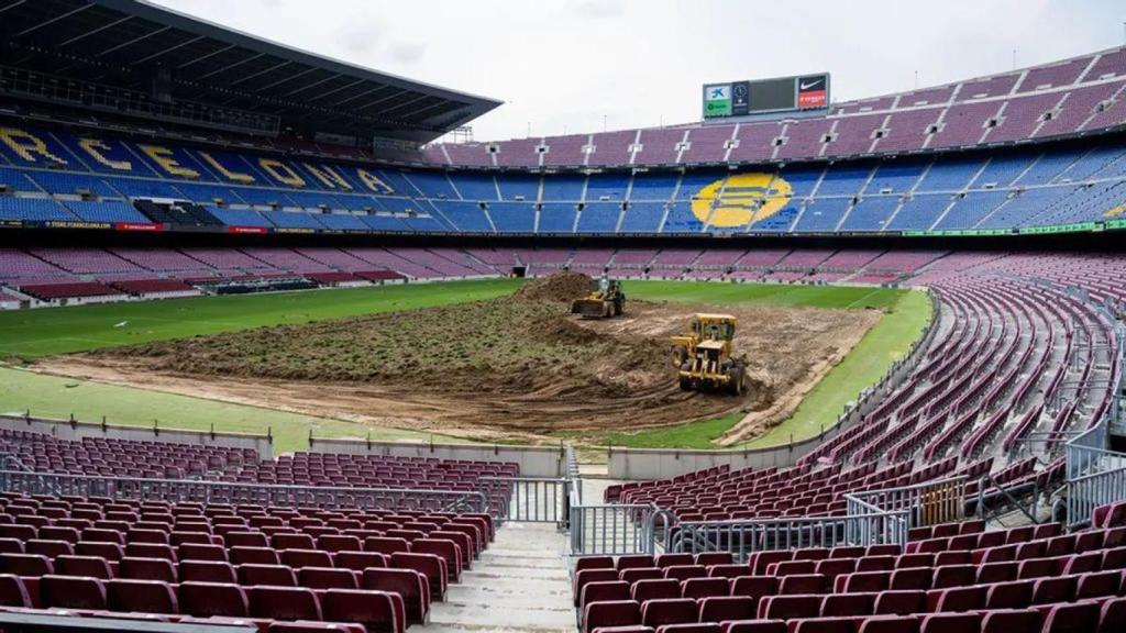 El Barça posa en marxa les obres de demolició del Camp Nou