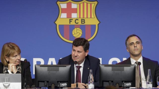 Maribel Meléndez, Eduard Romeu y Manel del Río, en la rueda de prensa del Espai Barça