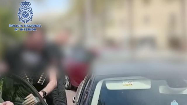 Momento de la detención del fugitivo italiano que se escondía en Salou