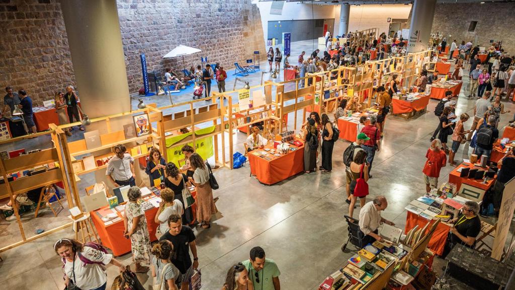 Ambiente de una edición pasada de ArtLibris