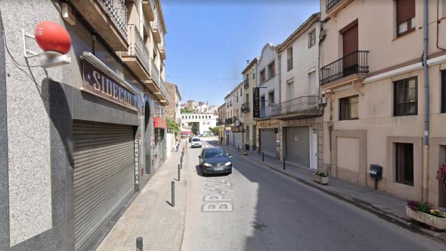 Calle de Sant Feliu de Codines donde se ubican los polémicos bares